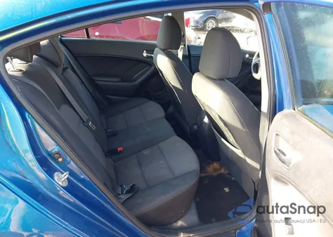 2015 Kia Forte Lx z USA, uszkodzony, nr VIN KNAFX4A65F5276635